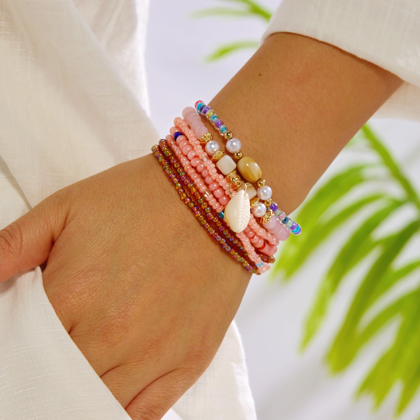 Women's Bohemian Shell Design Bead Elastic Bracelet