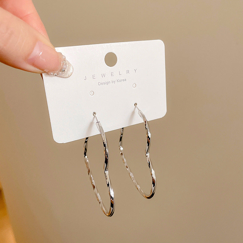 Light Luxury High-grade Female Fashion Retro Stud Earrings