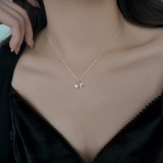Women's Light Luxury Minority Design Style Fashion Simple Exquisite Refined Grace Necklace