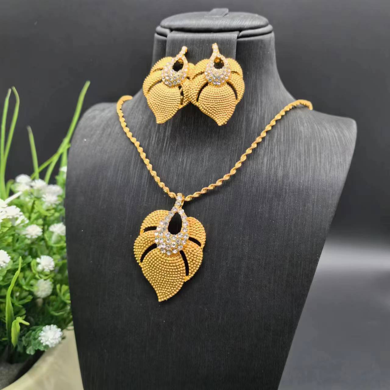 Bridal Ancient French Gold Nigeria Female Jewelry Set