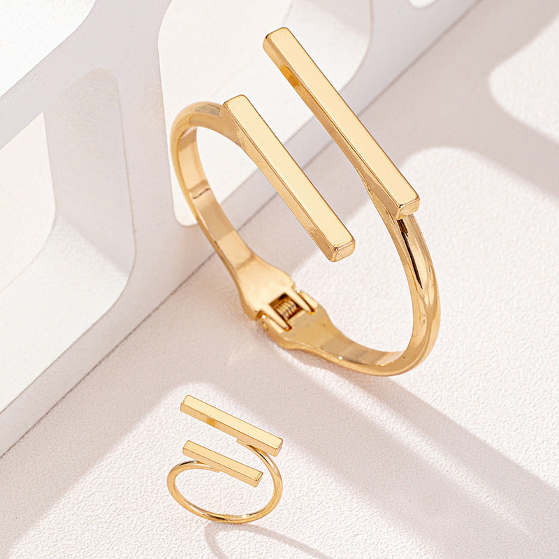 Women's Personality Creativity Metal Geometry Square Opening Bracelets