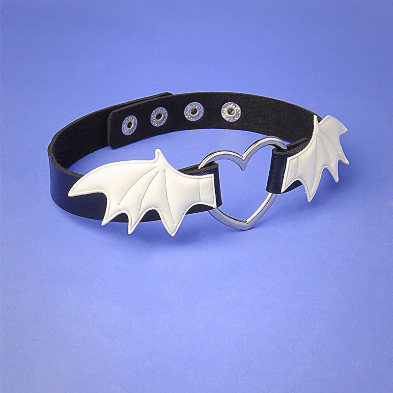 Dark Punk Heart-shaped Wings Leather Contrast Color Collar