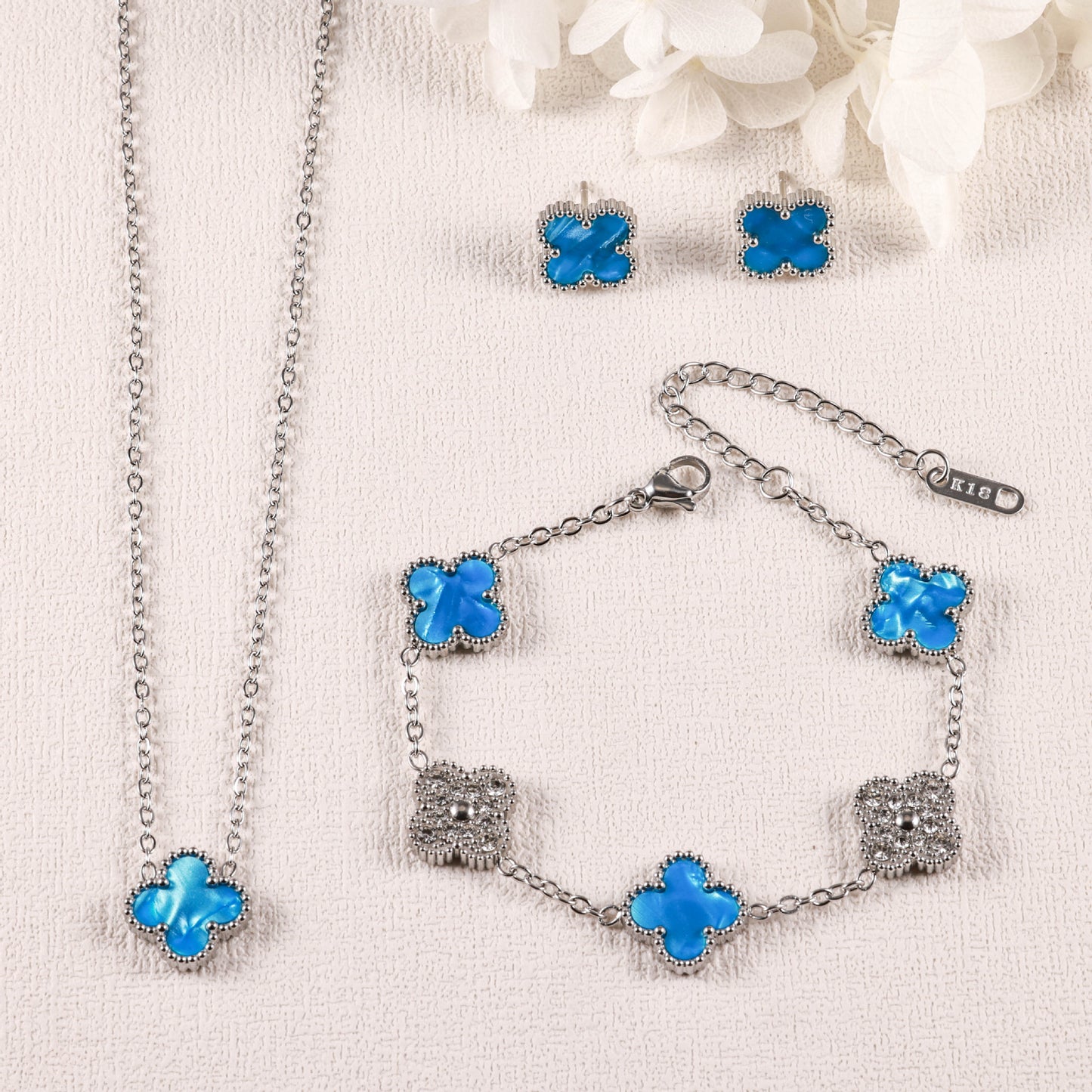 Clover Three-piece Ear Gold Plated Zircon Bracelets