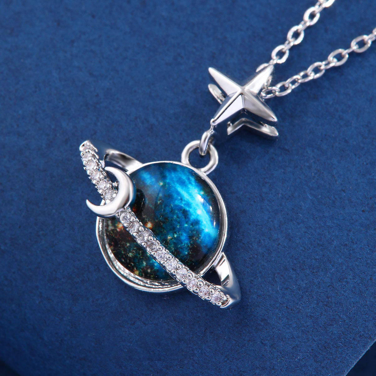 Light Luxury High-grade Super Fairy Titanium Steel No Fading Clavicle Necklace