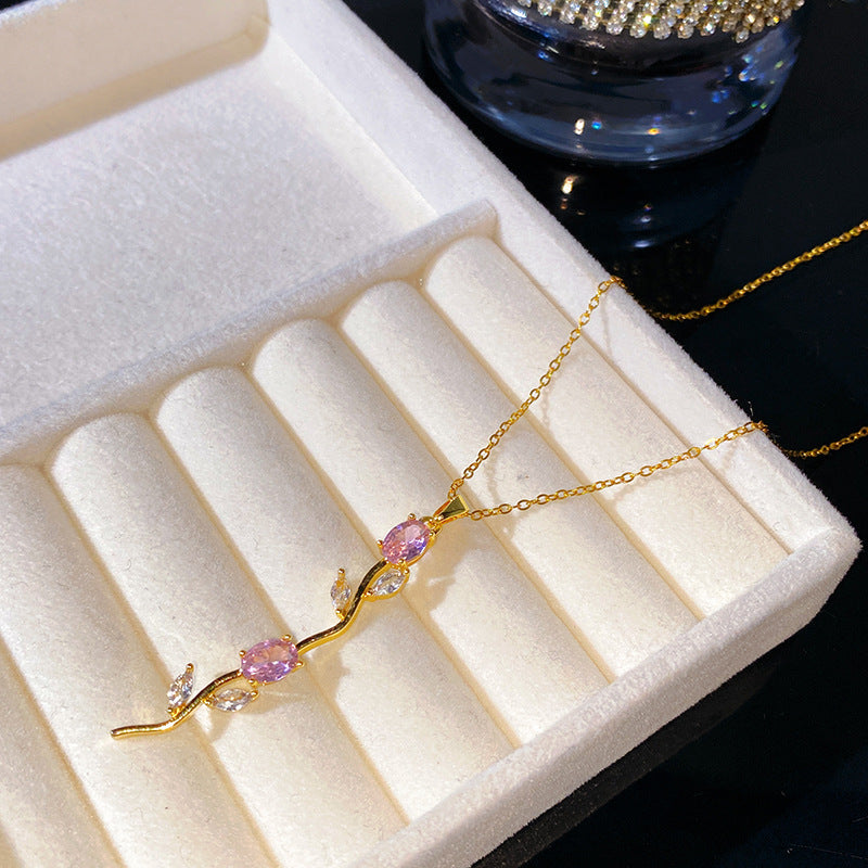 Women's Rose Fashion Simple High Sense Clavicle Necklace