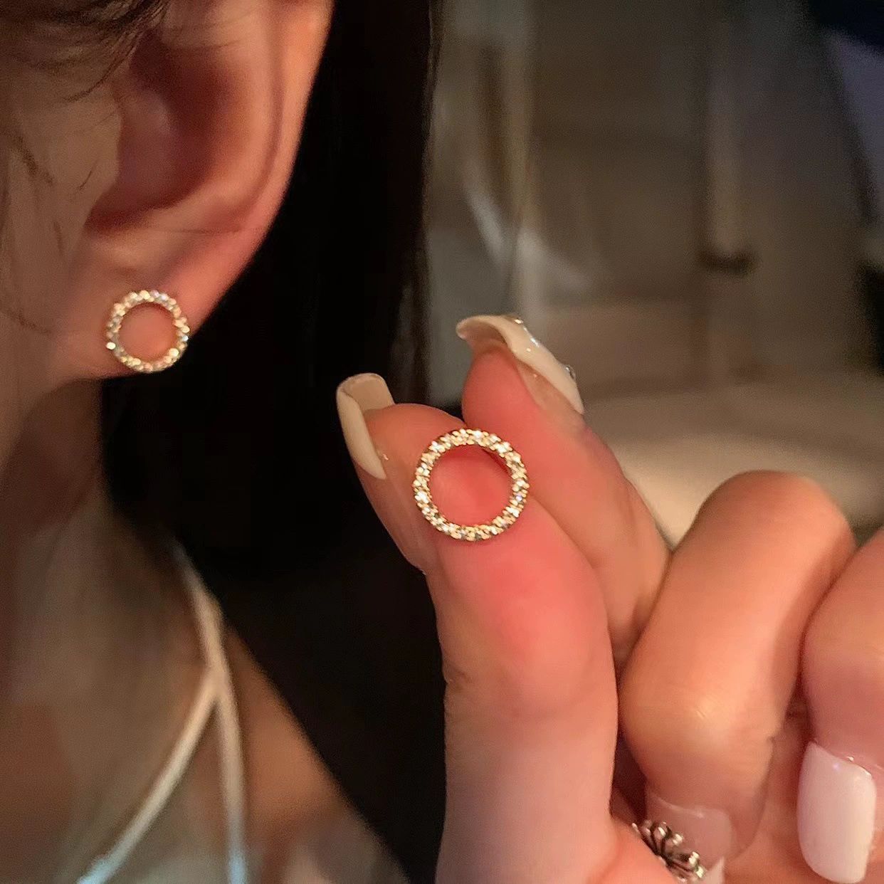 Women's Small Exquisite Circle Ear Niche Design Eardrops Stud Earrings