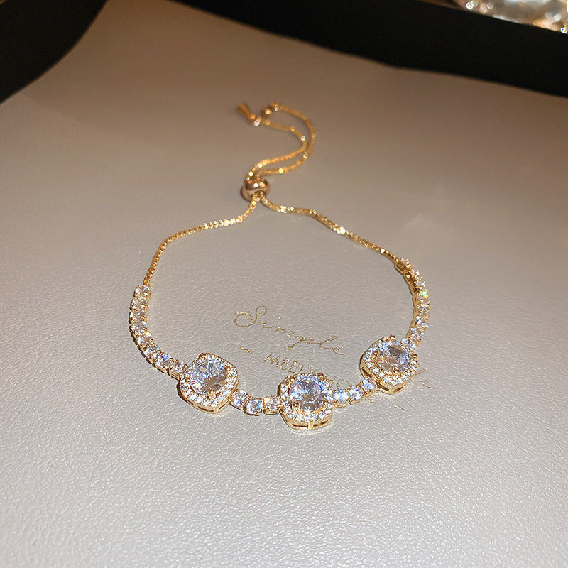 Women's Korean Geometric Round Zircon Light Luxury High-grade Stylish Simple Bracelets