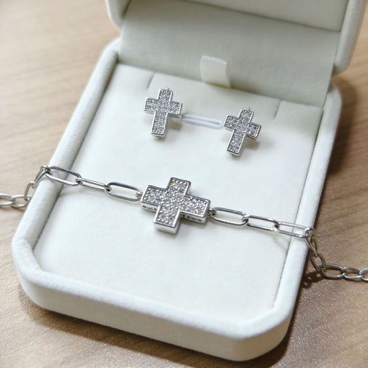 Women's Copper Zircon Handmade High Luxury Cross No Stainless Steel Design Bracelets