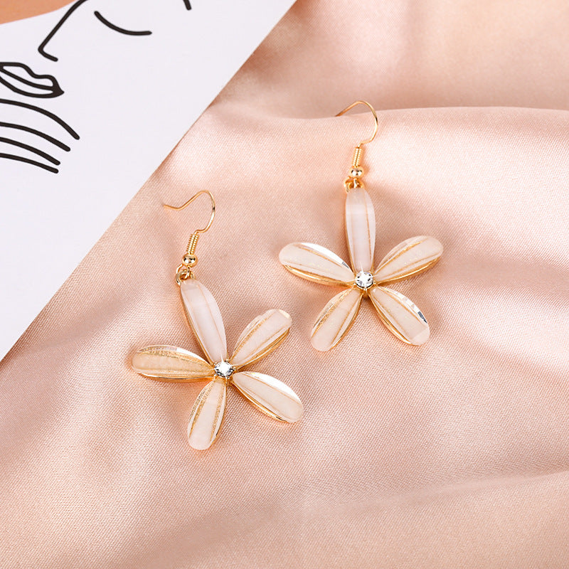 Inlaid Zircon Flower Elegant High-grade Pearl Earrings