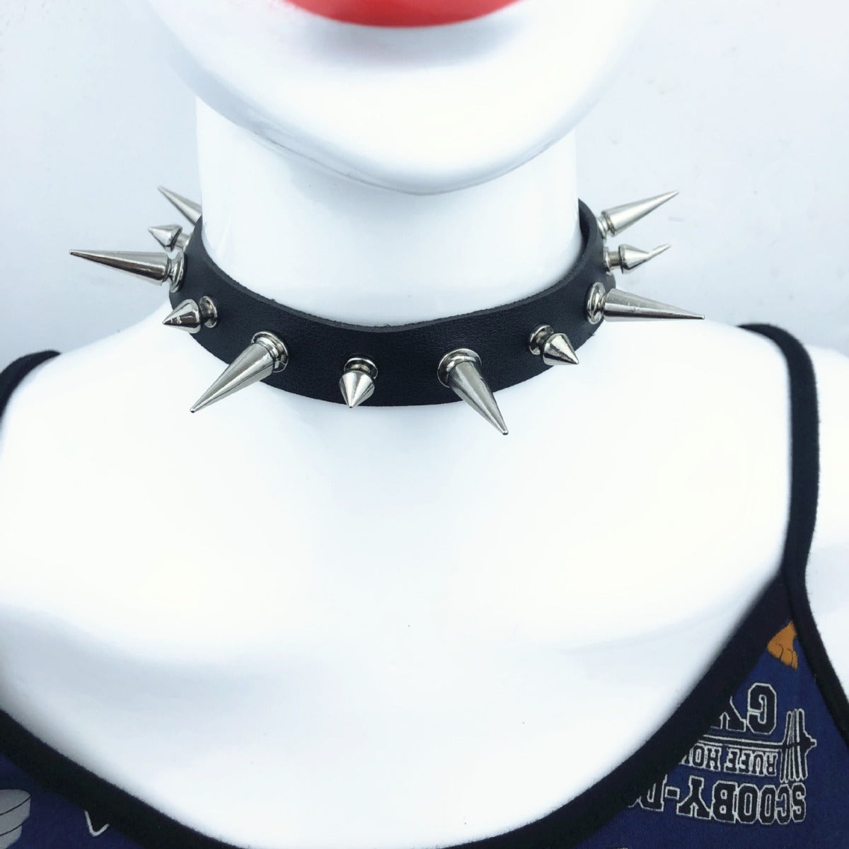 Women's Punk Leather Nail Fashion Alternative Clavicle Necklaces
