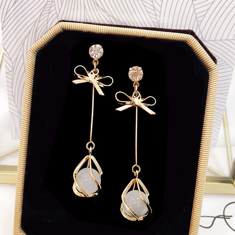Women's Stylish Sier Pin Eardrops High-grade Temperament Earrings