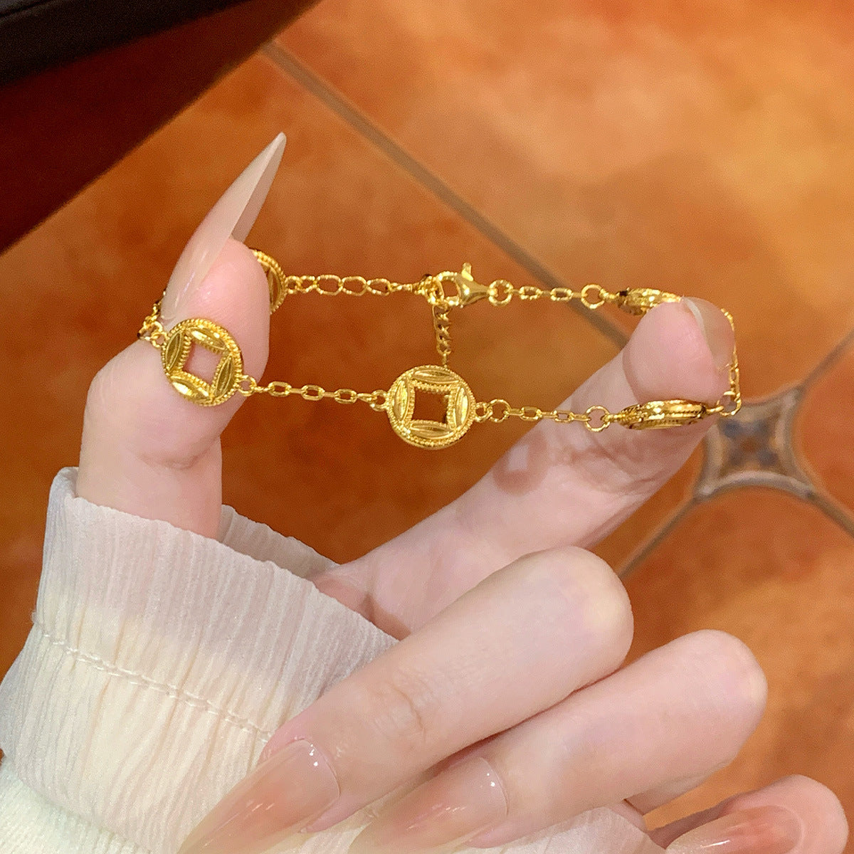 Women's Art Retro Versatile Copper Coin Light Luxury High-grade Design Bracelets