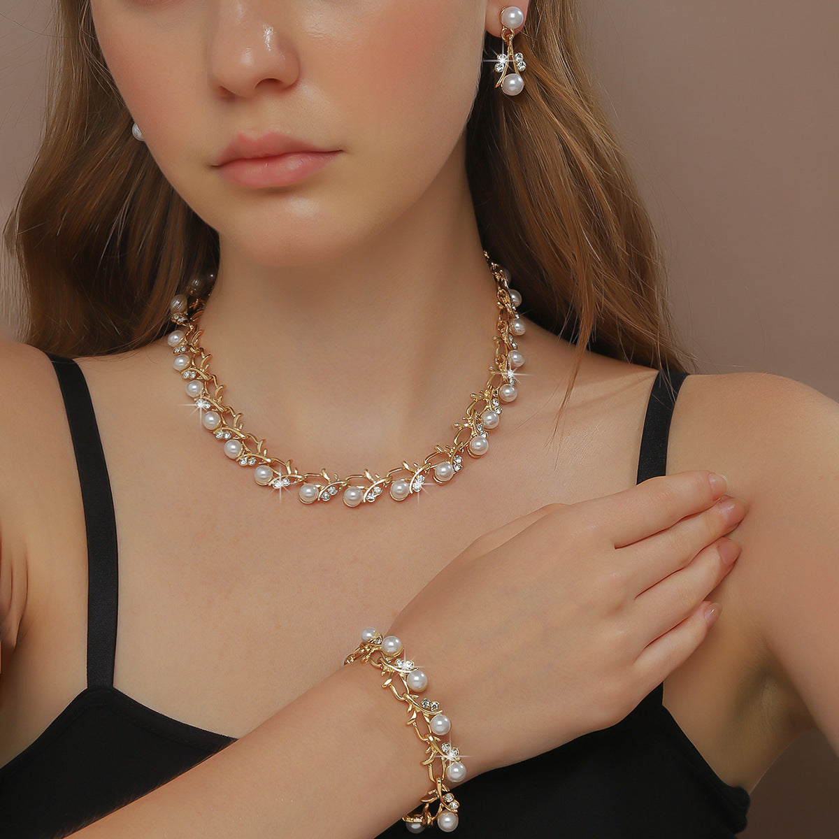 Popular Creative Pearl Alloy Bridal Three-piece Jewelry Set