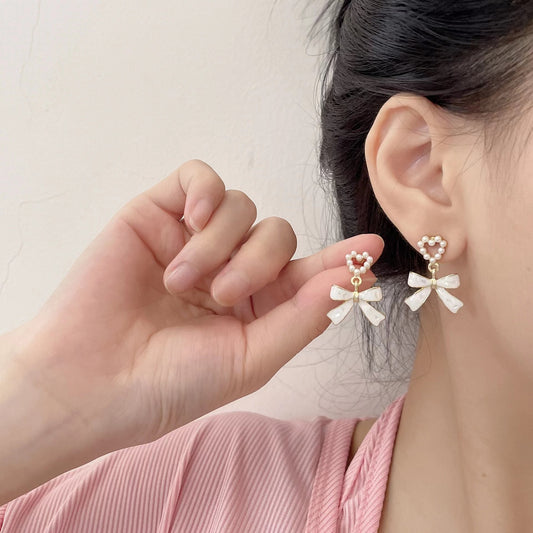 Shell Bow Love Tide Niche Design High-grade Female Earrings
