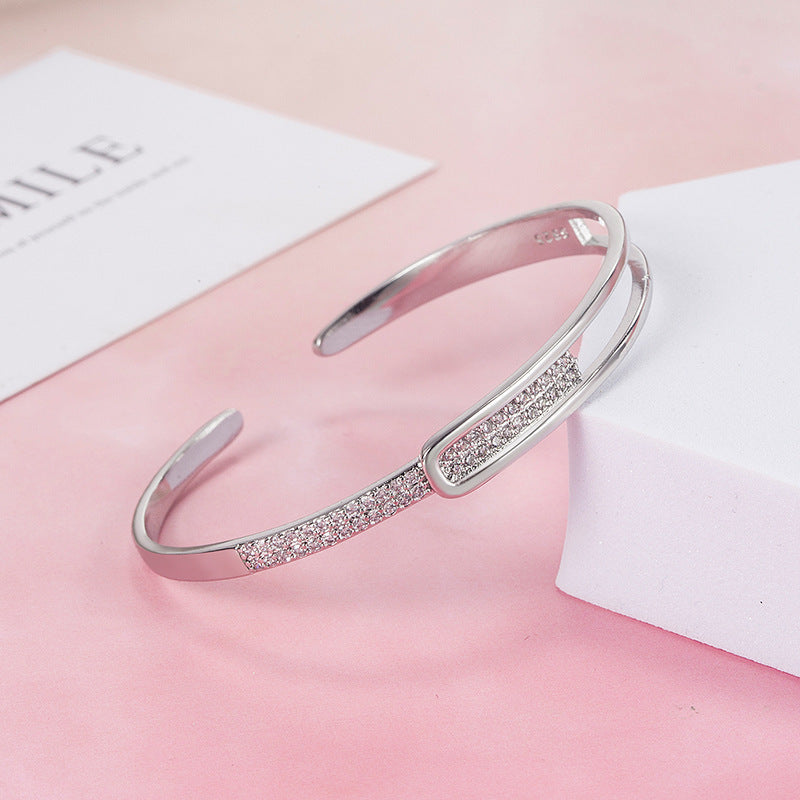 Women's Super Shiny Advanced Texture Simple Fashion Exquisite Bracelet