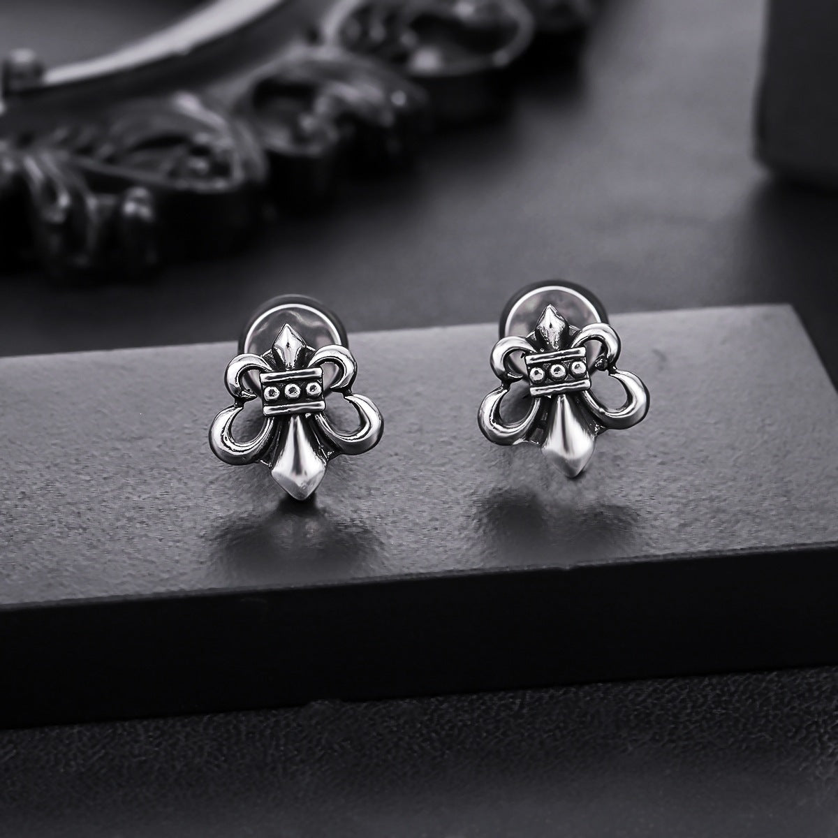 Women's & Men's Titanium Steel No Fading Cruciate Flower Niche Stud Earrings