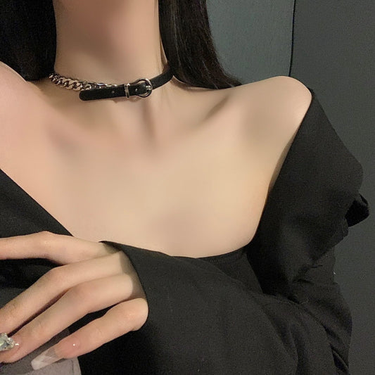 Black Leather Rope Female Niche Neck Band High Sense Temperament Necklaces