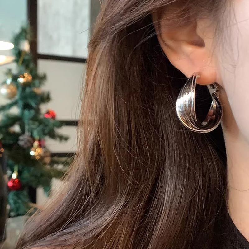 Women's Geometric Simple High-grade Light Luxury Super Nice Unique Earrings