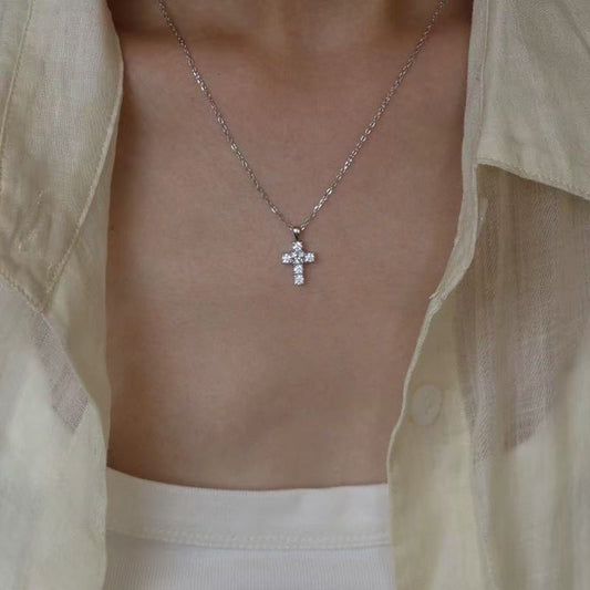 Women's Diamond Cross Zircon Fashion Temperament Personalized Necklace