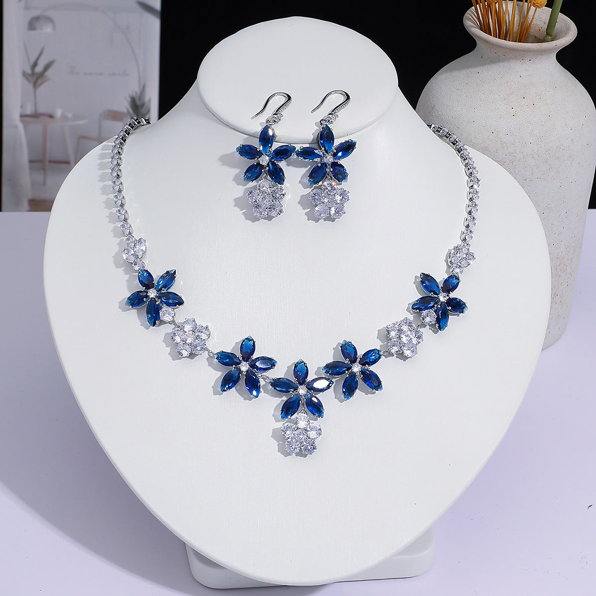 Full Diamond Drop-shaped Temperament The Dinner Party Jewelry Set