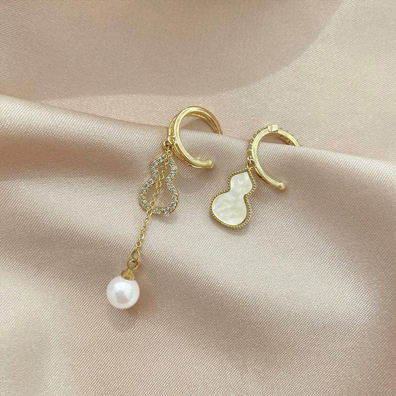 Women's Korean Style Asymmetric Simple Long Personalized Slimming Earrings