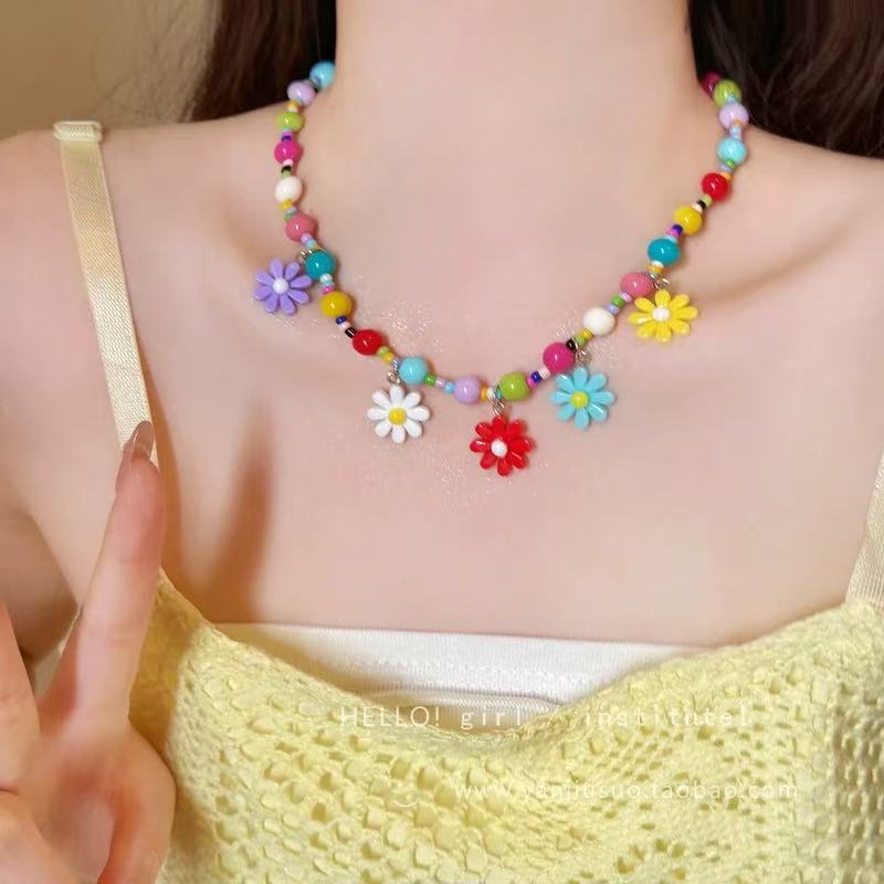Women's Dopamine Beaded For Seaside Vacation Design Sweet Flower Necklaces