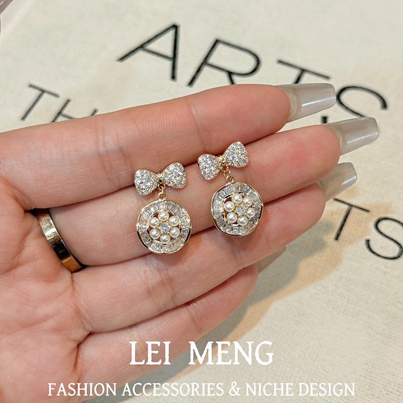 Micro Inlaid Zircon Bowknot Pearl Super Simple Stud Earrings