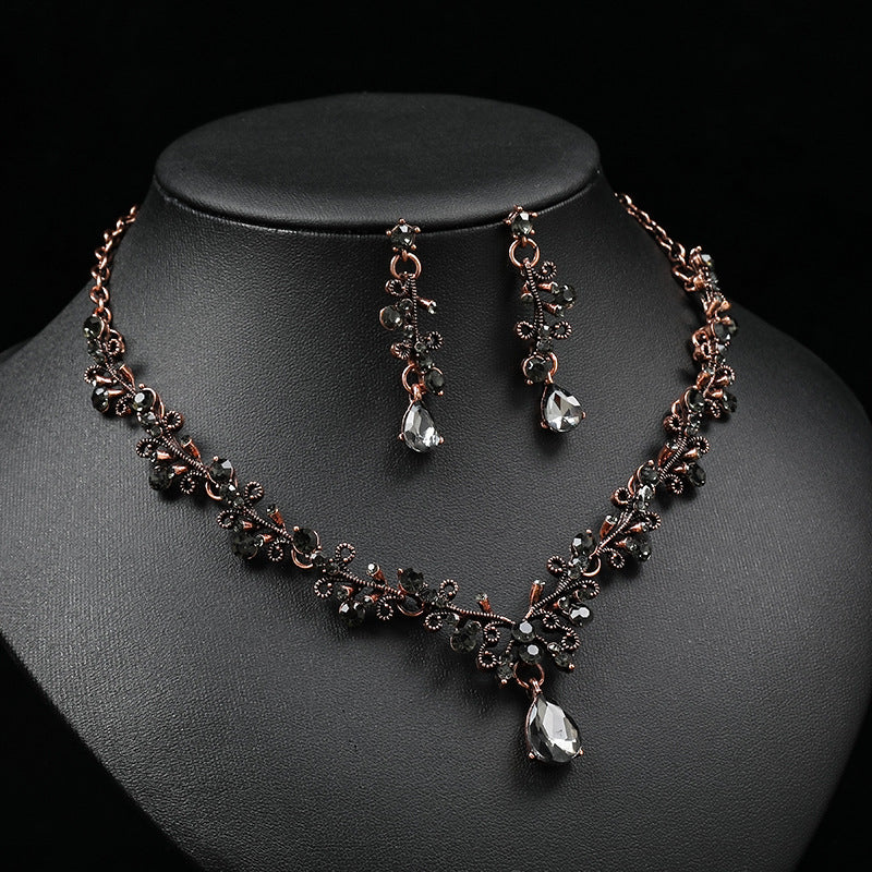 Gem Clavicle Chain Female Leaf Water Drop Straight Jewelry Set