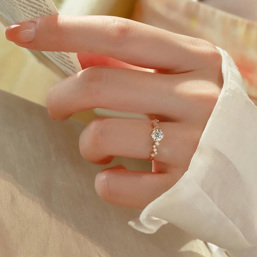 Rhinestone Star Dream Female Light Luxury Minority Rings