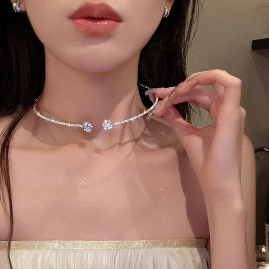 Zircon Simple Heart-shaped Super Shiny Design Fashionable Elegant High-grade Clavicle Necklaces