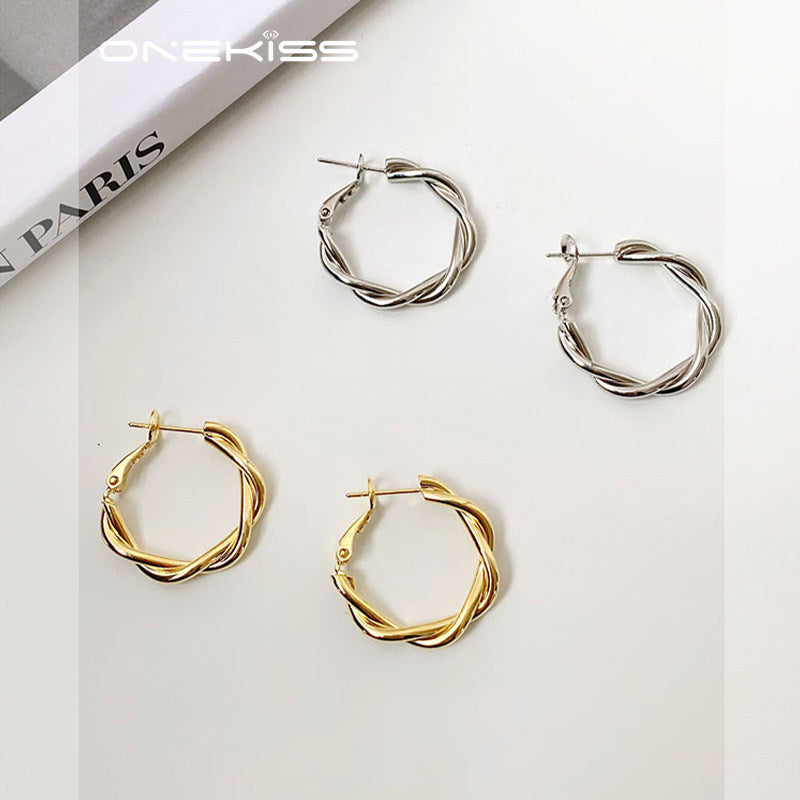 Women's Simple Metallic Retro Fashion Ear Design Earrings