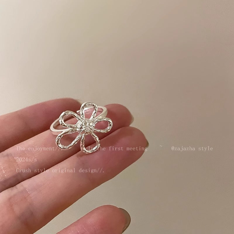 Hollow Flower Alloy Female Niche Design Opening Adjustable Rings