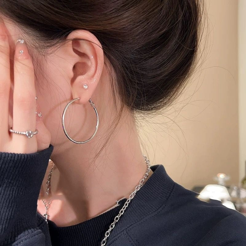 Women's Simple Modern Tassel Elegant Sweet Style Ear Clip Rings