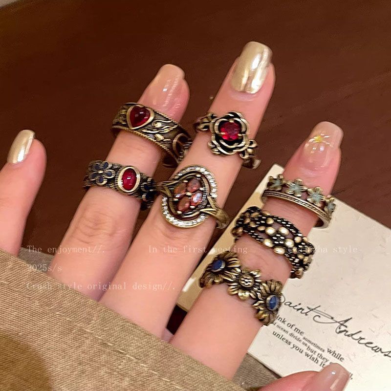 Women's Vintage Love Heart-shaped Ethnic Style Twin Index Ring