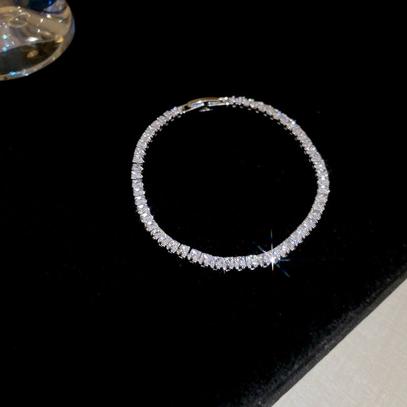 Women's Korean Geometric Round Zircon Light Luxury High-grade Stylish Simple Bracelets