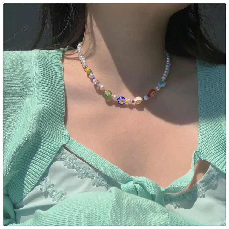 Women's Daisy Glass Small Beads Short Pearl Handmade Beaded Necklaces