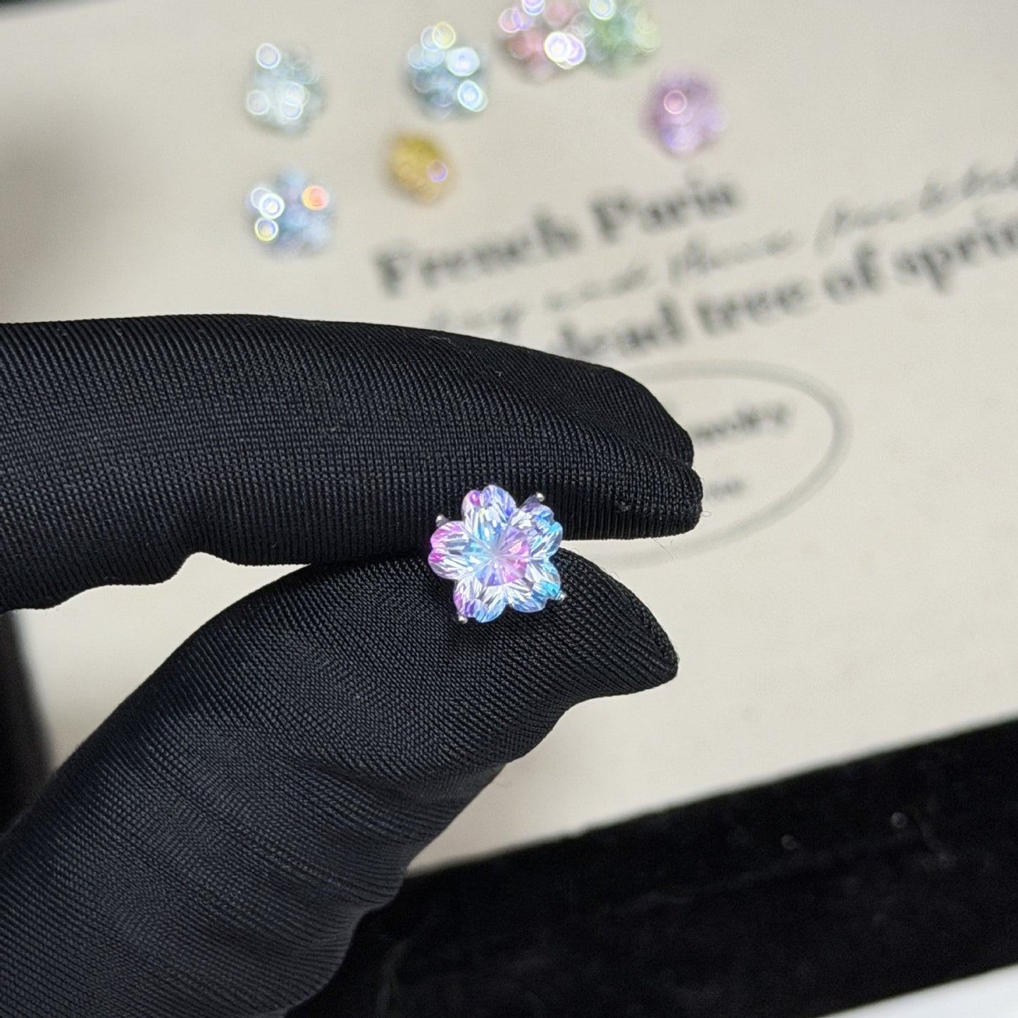 Blossom Cut Gradient Zircon Flat Sweet Design Titanium Steel Ear Stud Earrings
