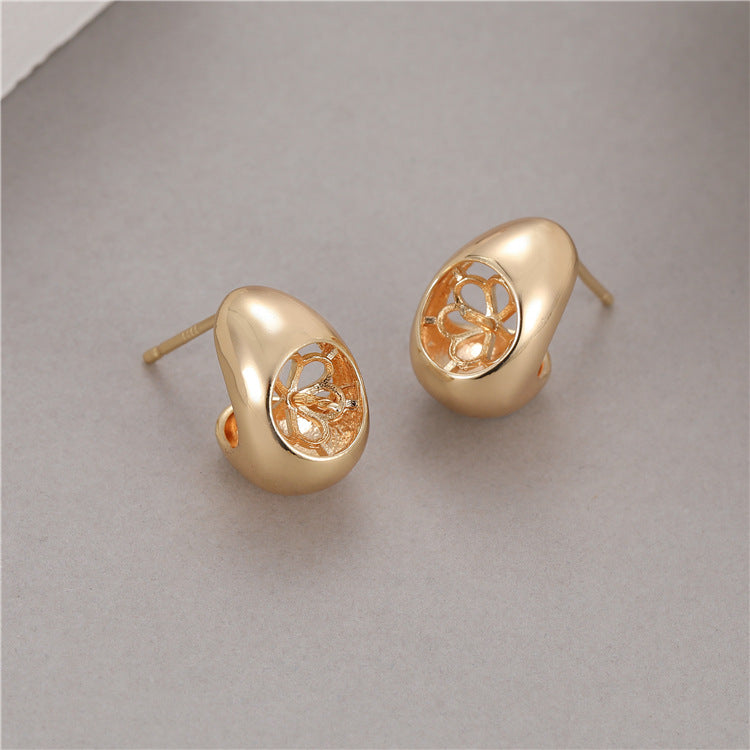 Women's Snowflake Pearl High Sense Graceful Simple Personalized Cold Style Stud Earrings