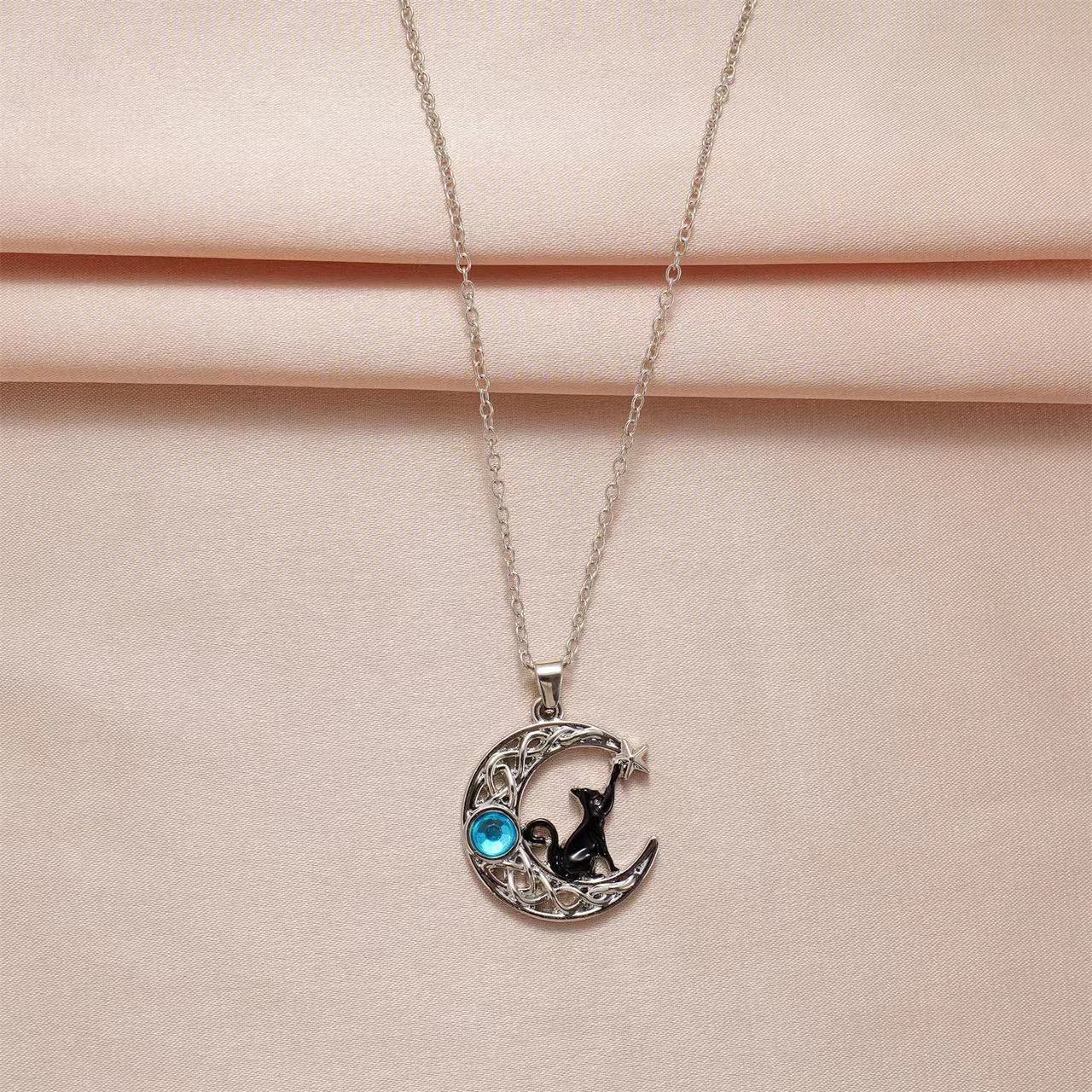 Creative Fashion Simple Moonstone Moon Black Cat Female Necklace