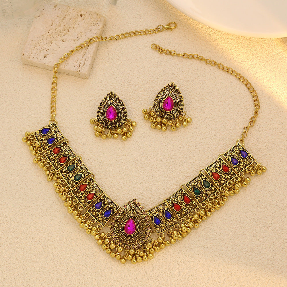 Women's Suite Retro Court French Pearl Water Jewelry Set
