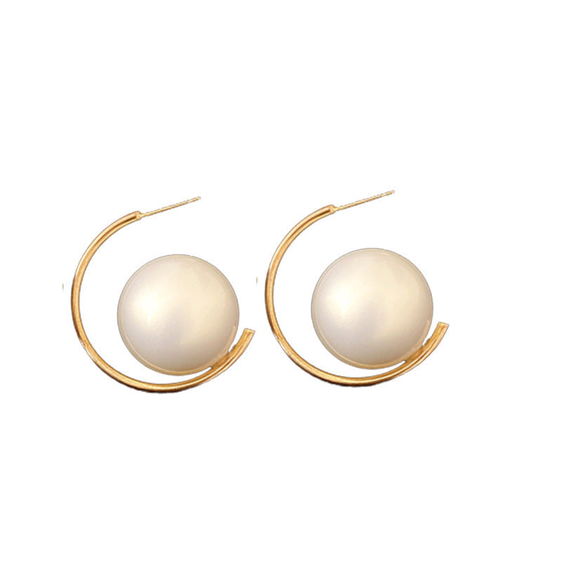 Women's River Fashionable Temperament Large Pearl Niche Earrings