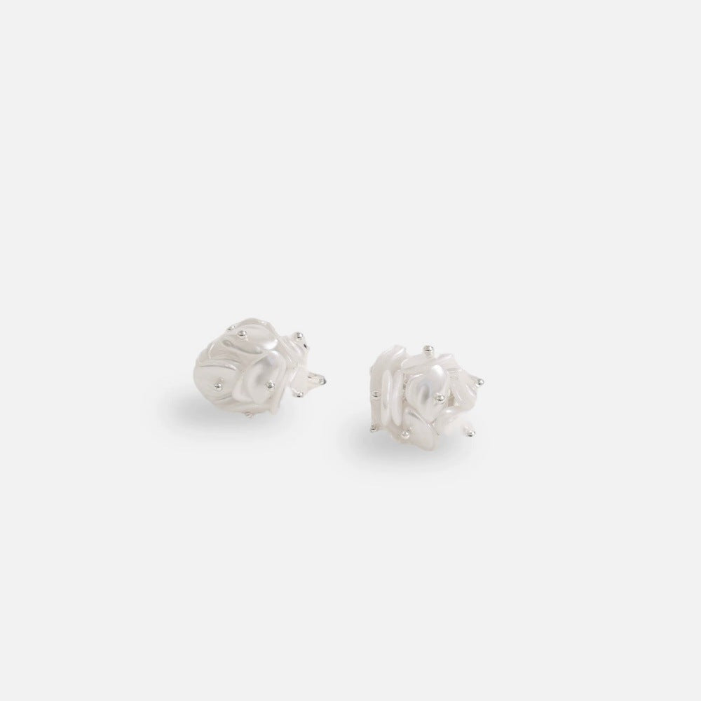 Women's Camellia Advanced Cold Feeling Metallic Simple Elegant Sweet Woven Rings