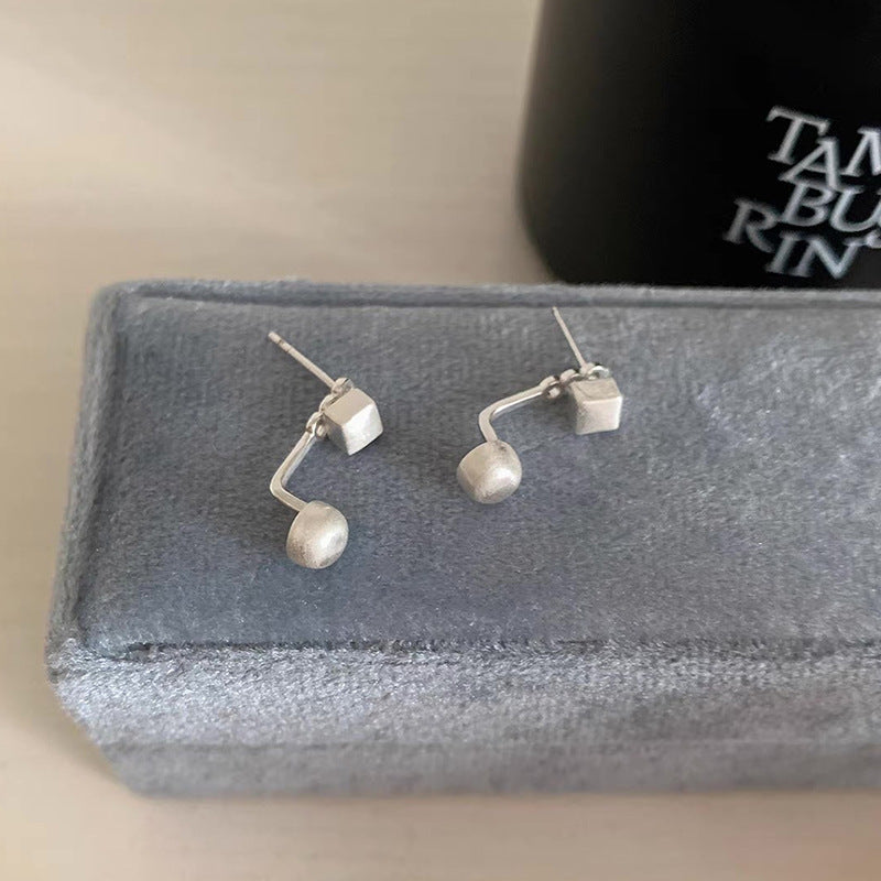 Simple Niche Geometric Cube Sugar Personality Fashion Commuter Light Luxury Stud Earrings