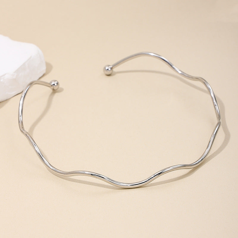 Women's Fashion Minimalist Office Commuter Neck Decoration Sweet Mouth Wave Collar