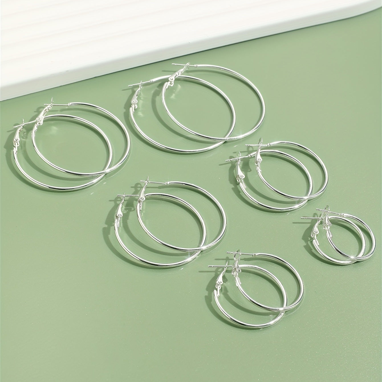 Commute Elegant Circle Fashion Glossy Ear Female Rings
