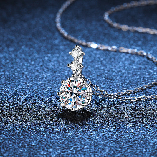 Women's Sterling Sier Moissanite Luxury Inlaid Clavicle Necklaces