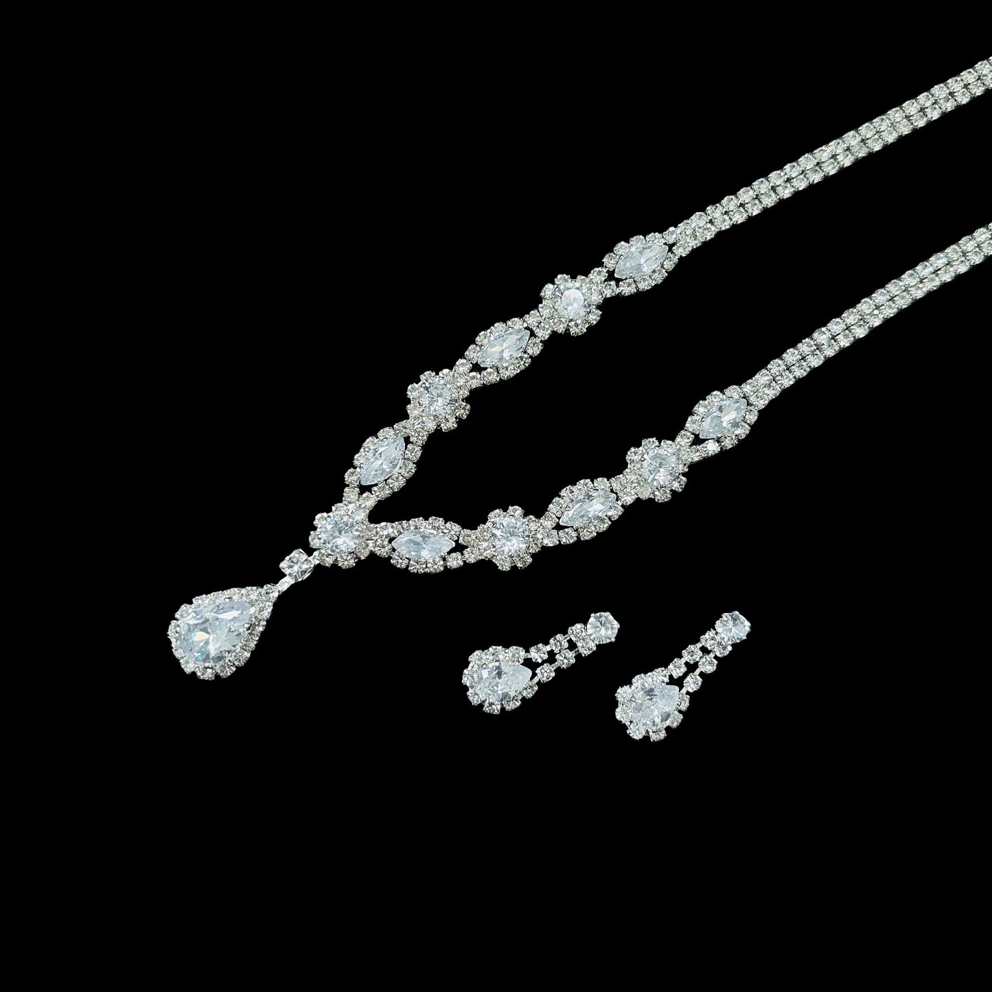 Women's Sier Advanced Elegant Clavicle Chain Water Drop Flower Jewelry Set