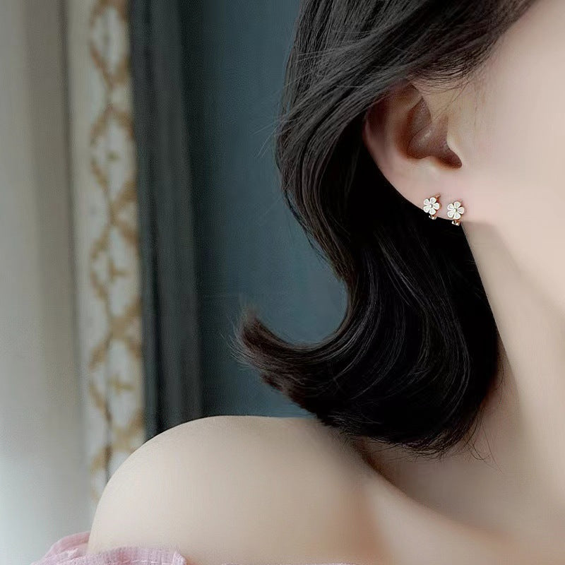 Women's Flower Ear Clips Fashion Elegant Style Design Simple Earrings