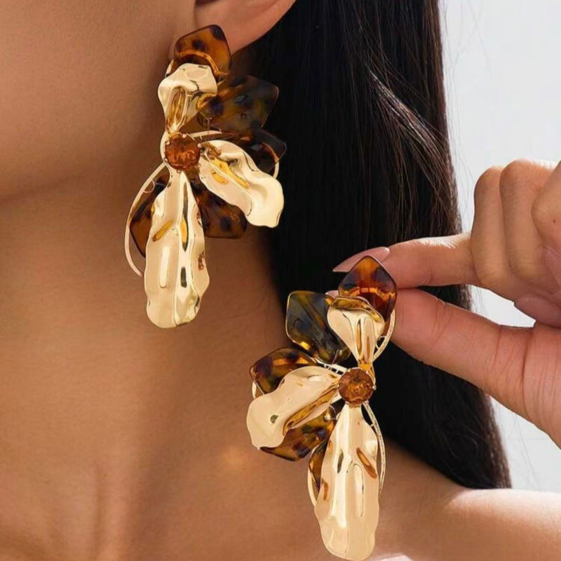 Metal Bow Magic Color Light Luxury Zircon Embellishment Earrings