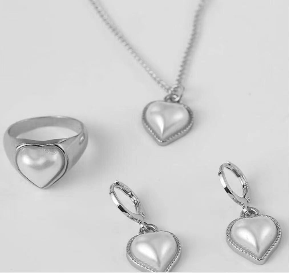Minority Simple Design Pearl Peach Heart Creative French Love Jewelry Set